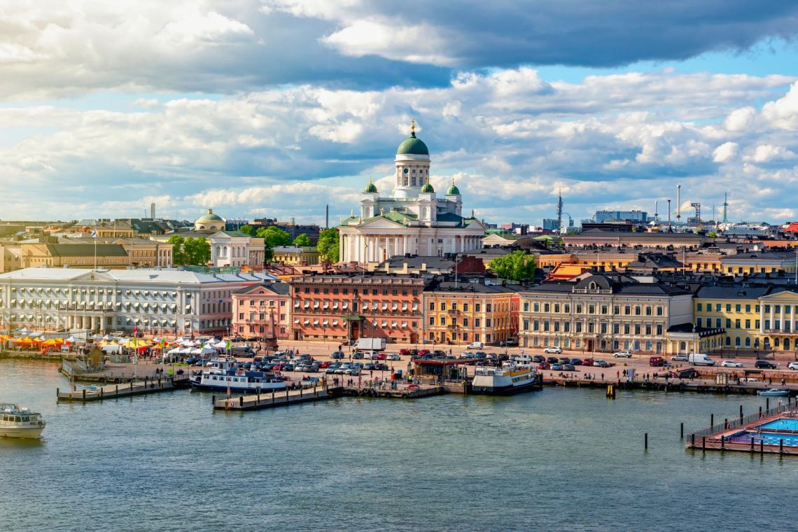 Helsinki mereltä päin