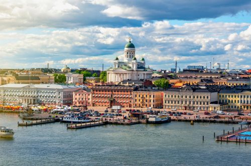 Helsinki mereltä päin